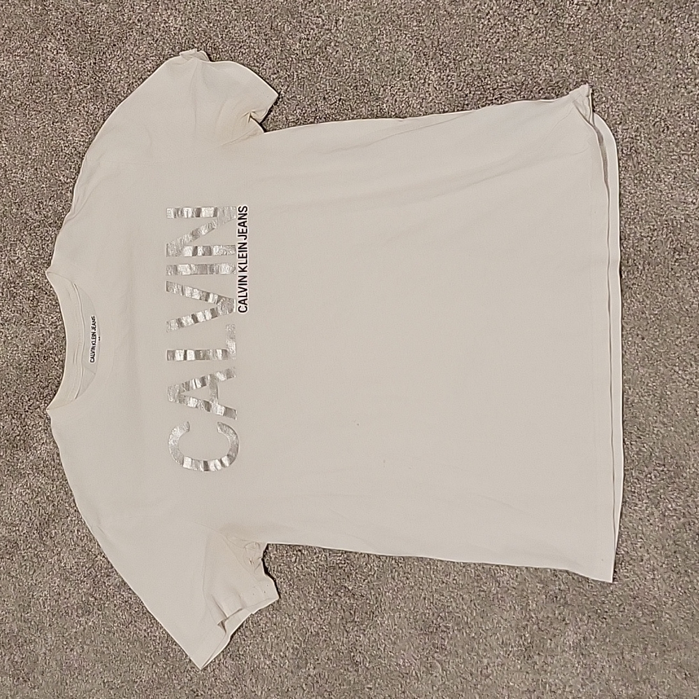 Calvin Klein Tshirt (see photo)